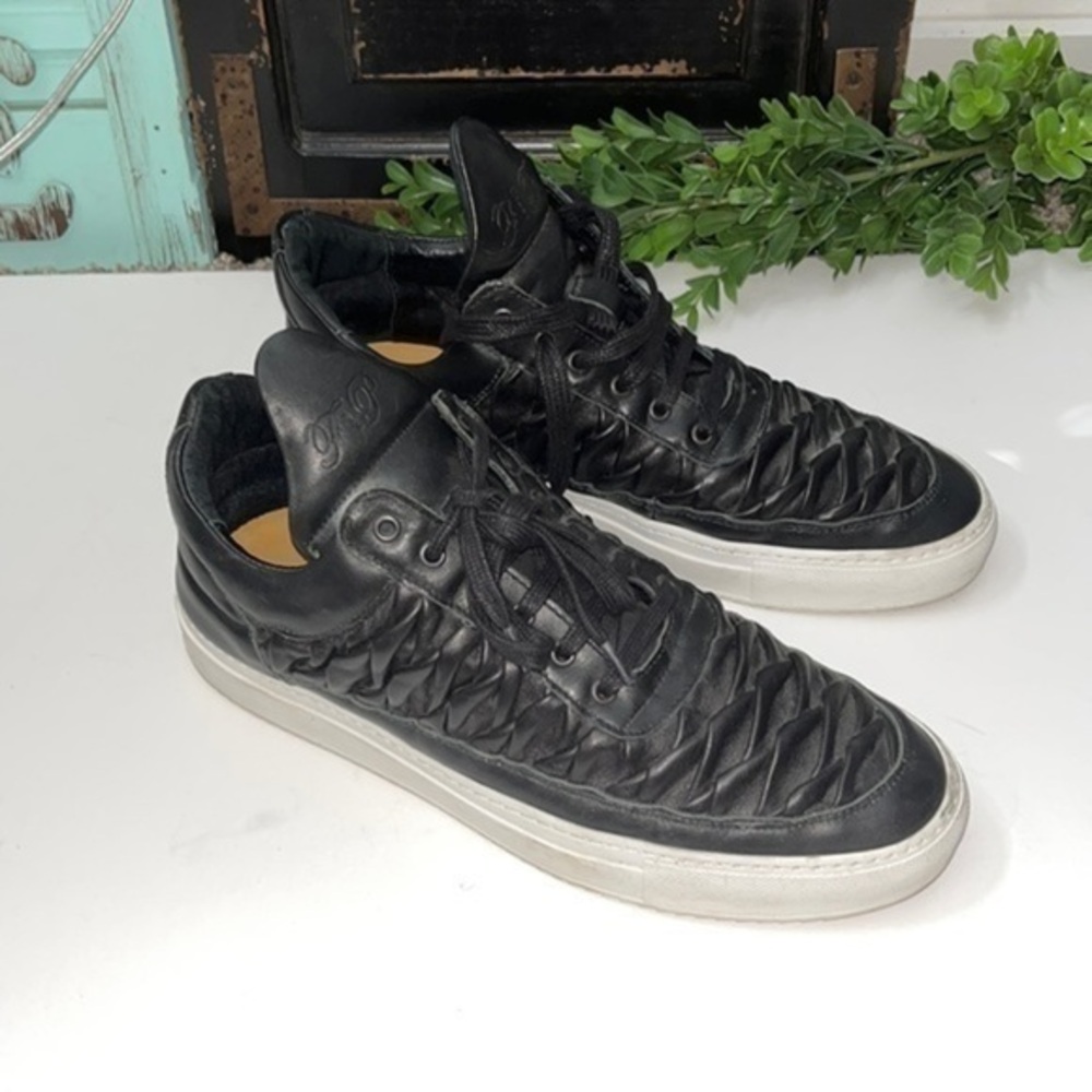 FILLING PIECES LOW TOP SNEAKER
BLACK SALMON WOVEN Sz 11